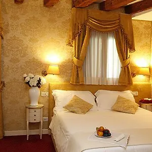 Casa Dei Cavalieri Venecia
